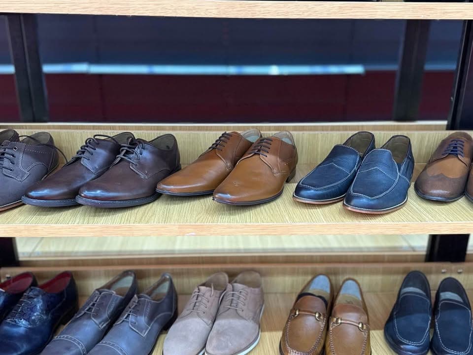Bulk Wholesale Branded Men’s Shoes – 8,000 Pairs Available | UAE Ready Stock